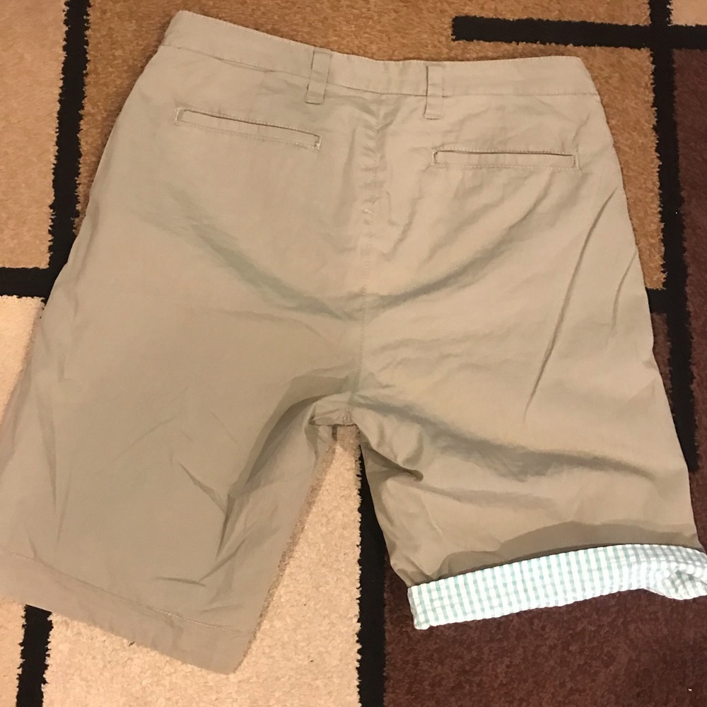 🌟 Men’s Reversible Shorts - Picture 2 of 6